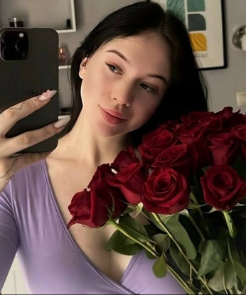 Лиза, 19 лет, 2 размер груди